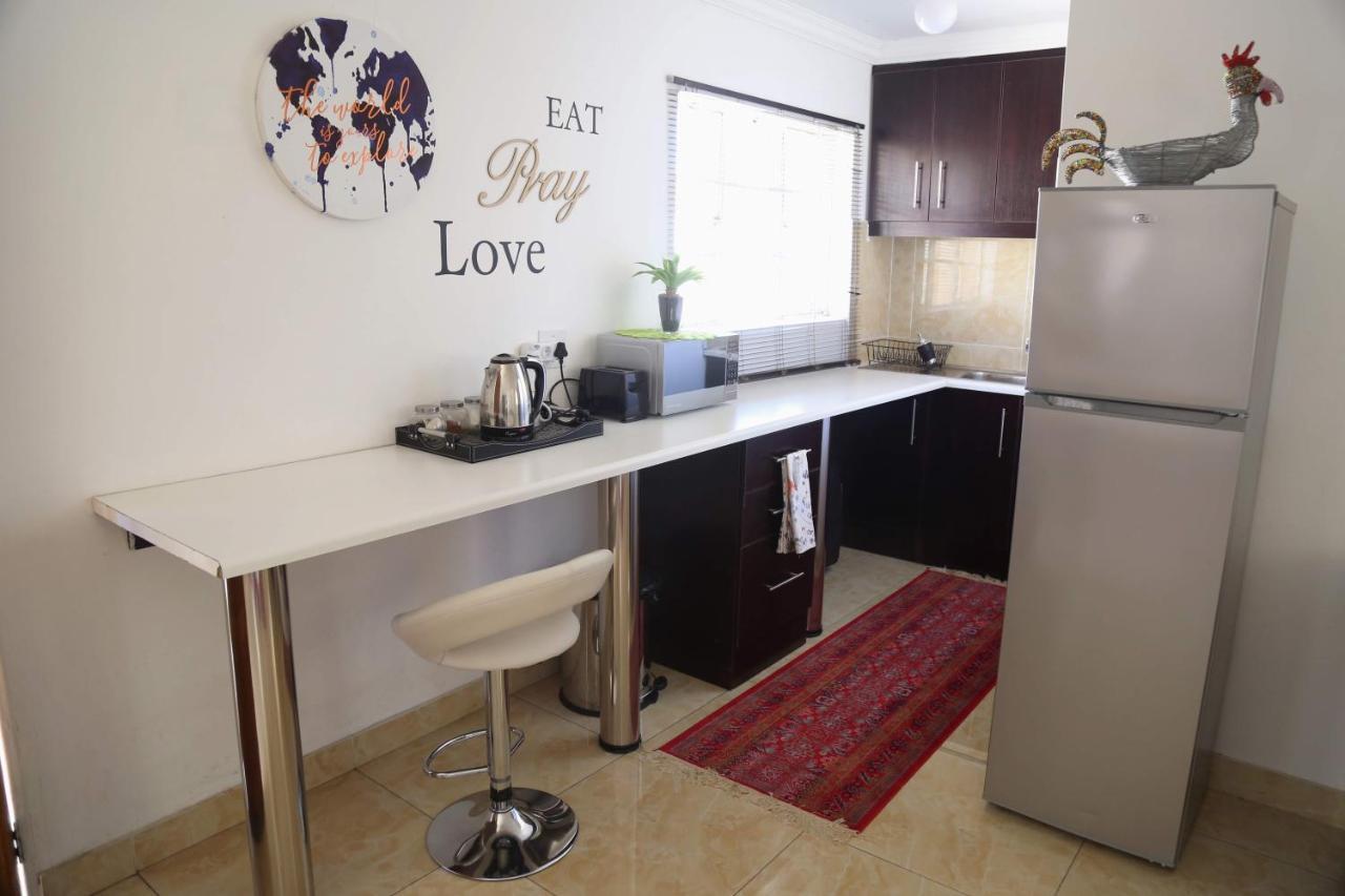 Denver Echo Exec. Guest House Масеру Экстерьер фото